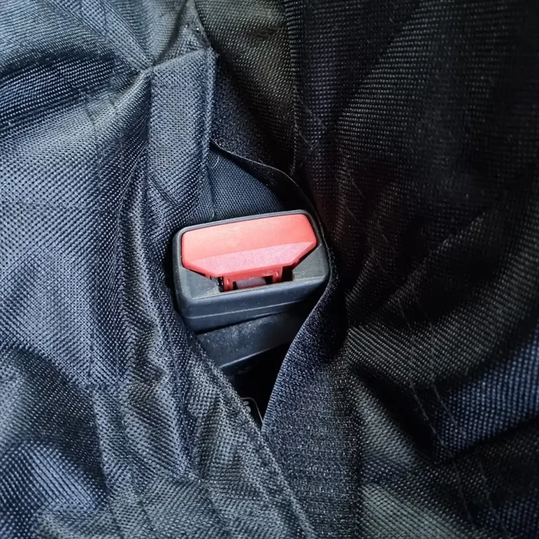 mata do samochodu - zapięcie 1x1 mata do samochodu - zapięcie 1x1